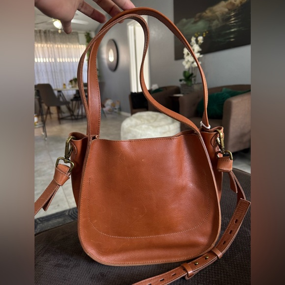 Madewell Sydney Crossbody top handle leather bag - Picture 13 of 17